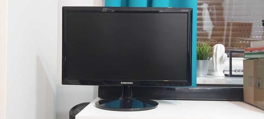 Monitor Samsung S19C150F