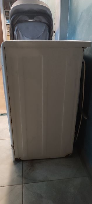 Пральна машинка Indesit