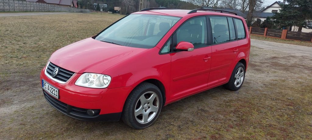 VW Touran 2.0 benzyna 2005r