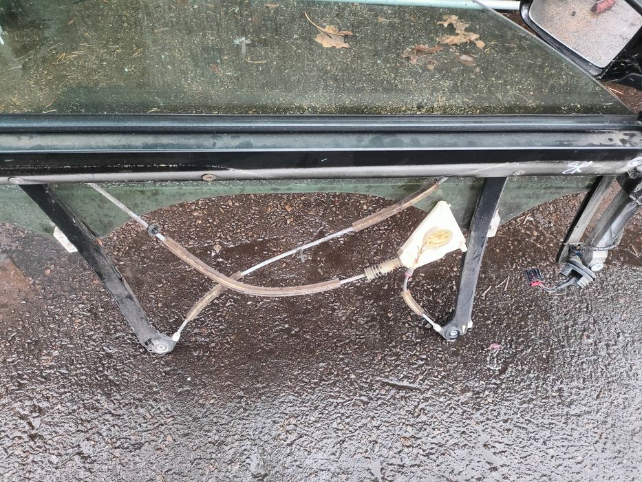 Audi A3 8p podnośnik szyby lewy przód wersja 3-drzwiowa