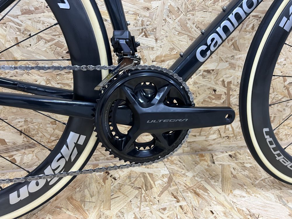 Bicicleta topo de gama Cannondale SuperSix Evo Hi-Mod