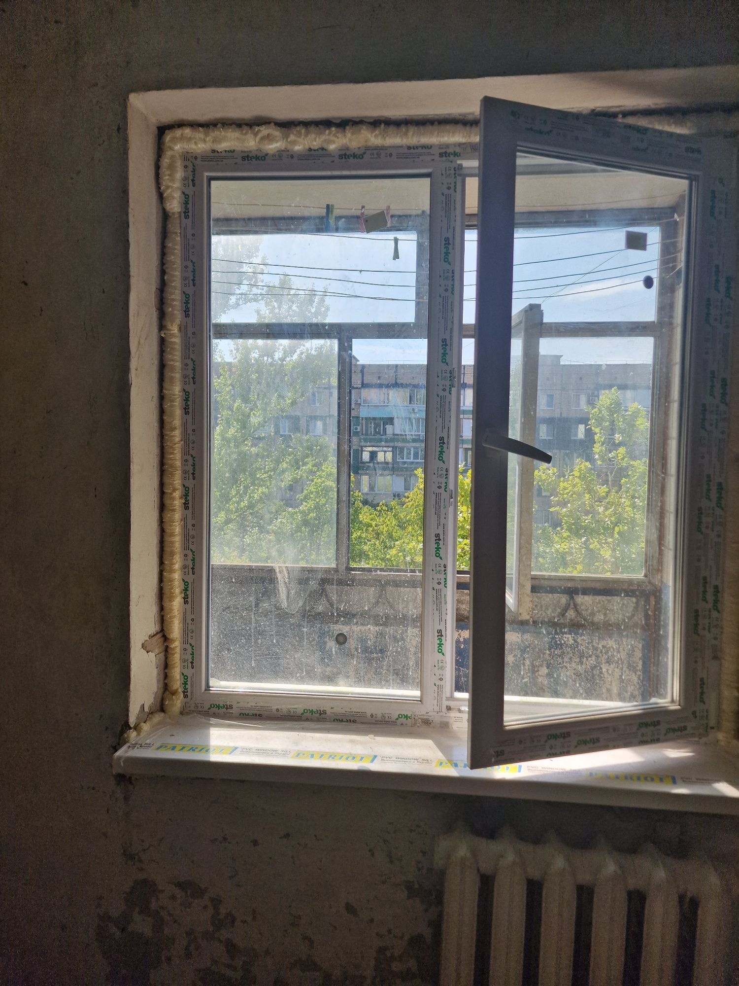 Продам б/у  окна.