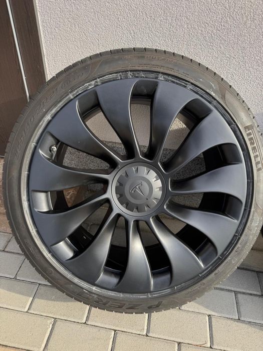 Диски R21 Tesla Perfomance
