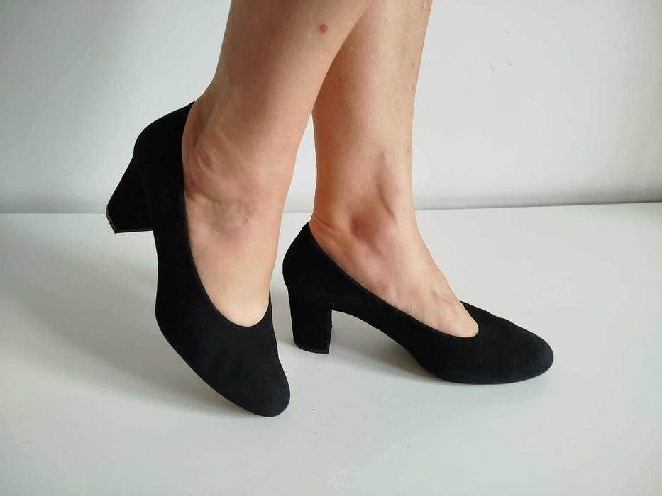 Czółenka na obcasie Lloyd rozm. 38