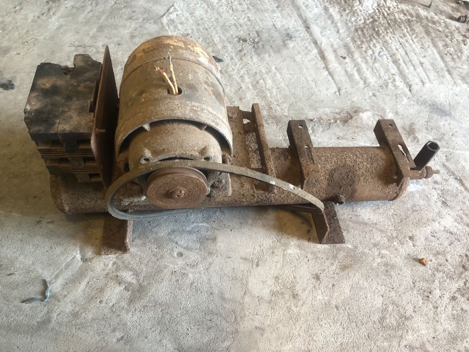 Компресор голова двигун ресивер