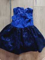 Niebieska sukienka z koronką babyk 18-24m 92 cm