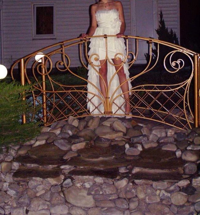 Продам нарядне плаття