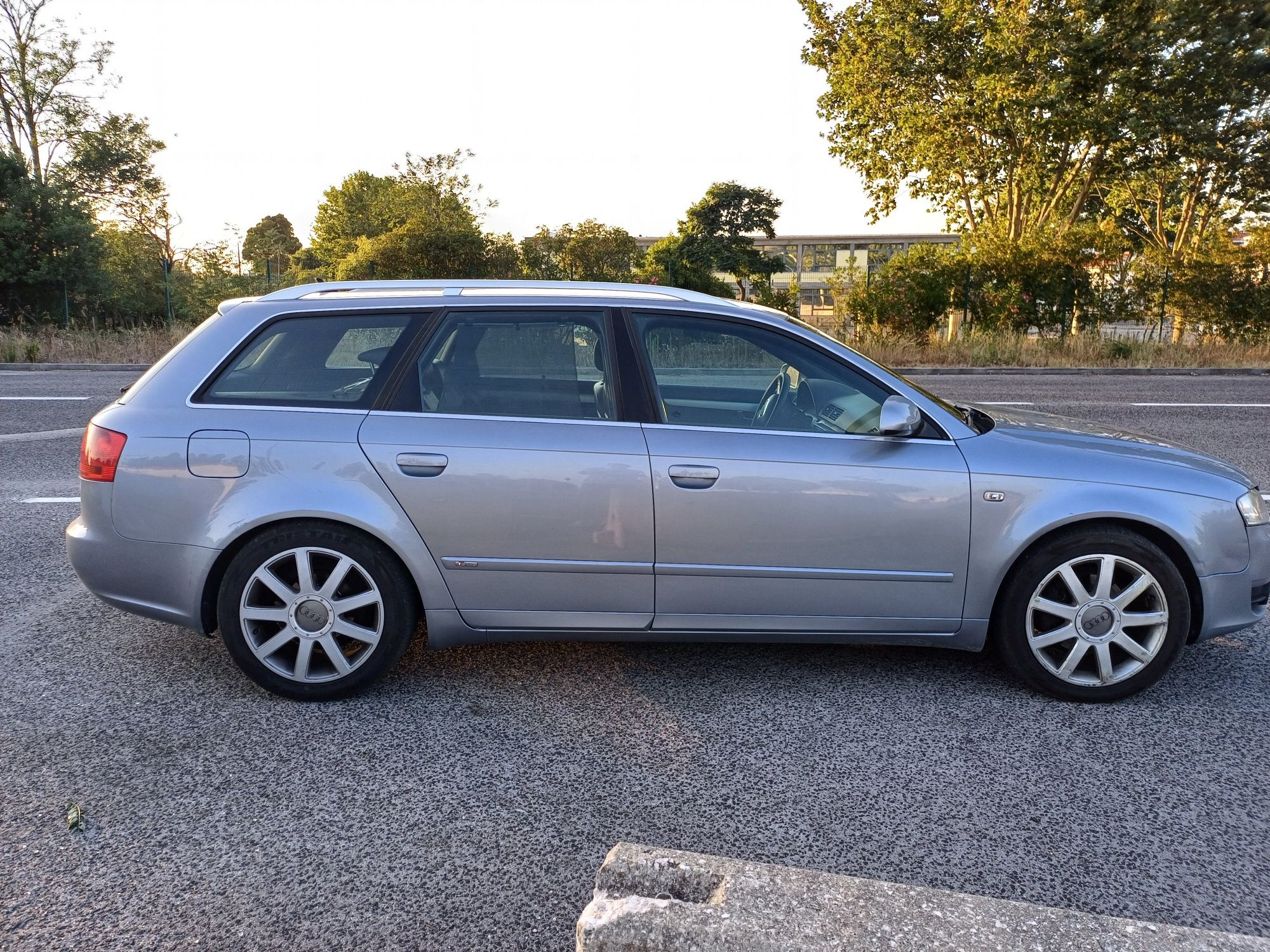 Audi A4 B7 S-line 2.0tdi 143cv.