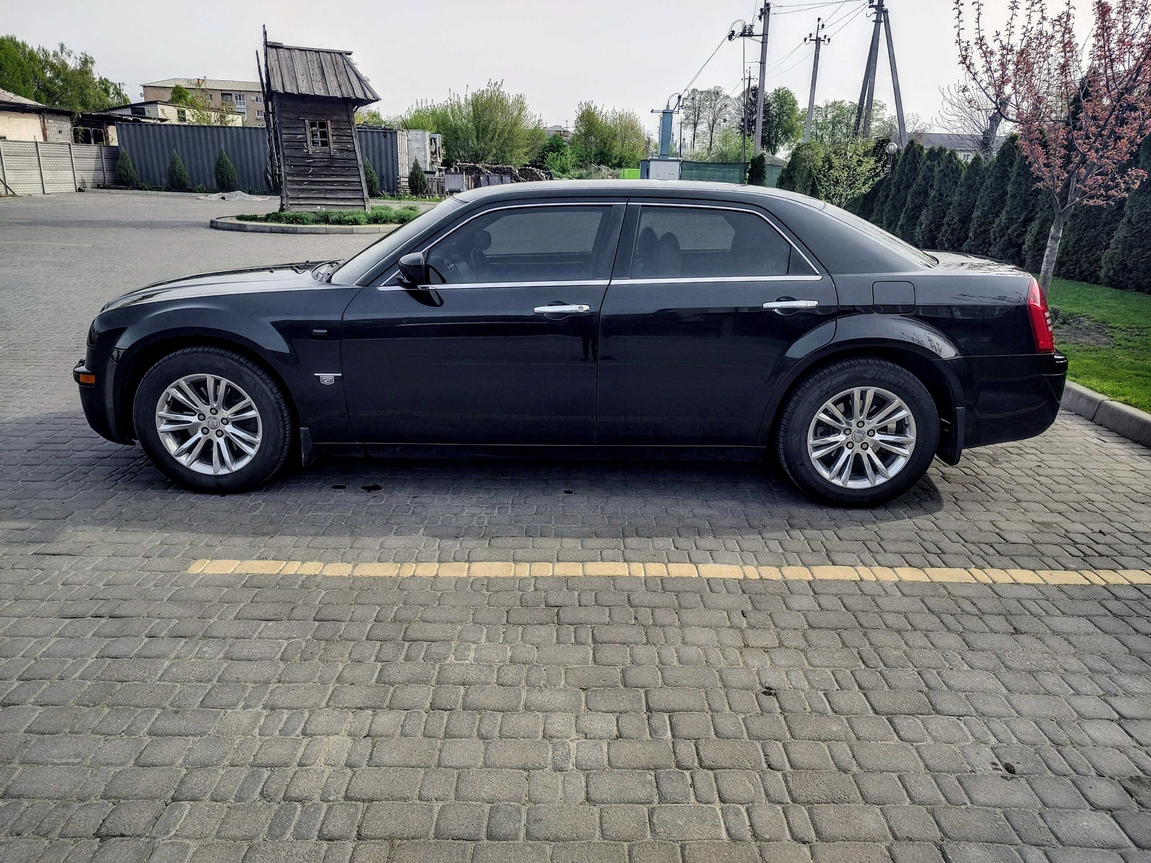 Chrysler 300C 2006 року