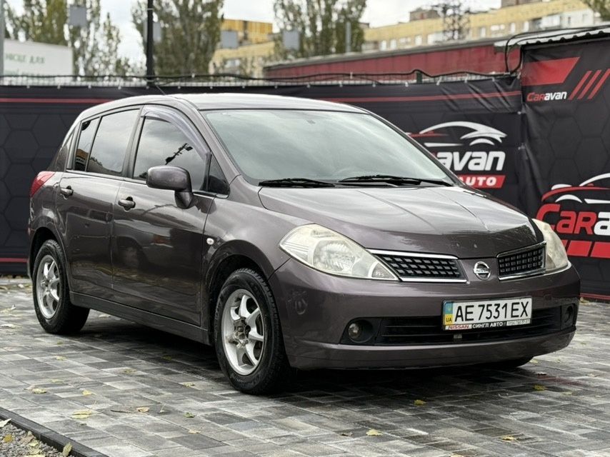 Продам Nissan Tiida  1.6i Automat 2008.