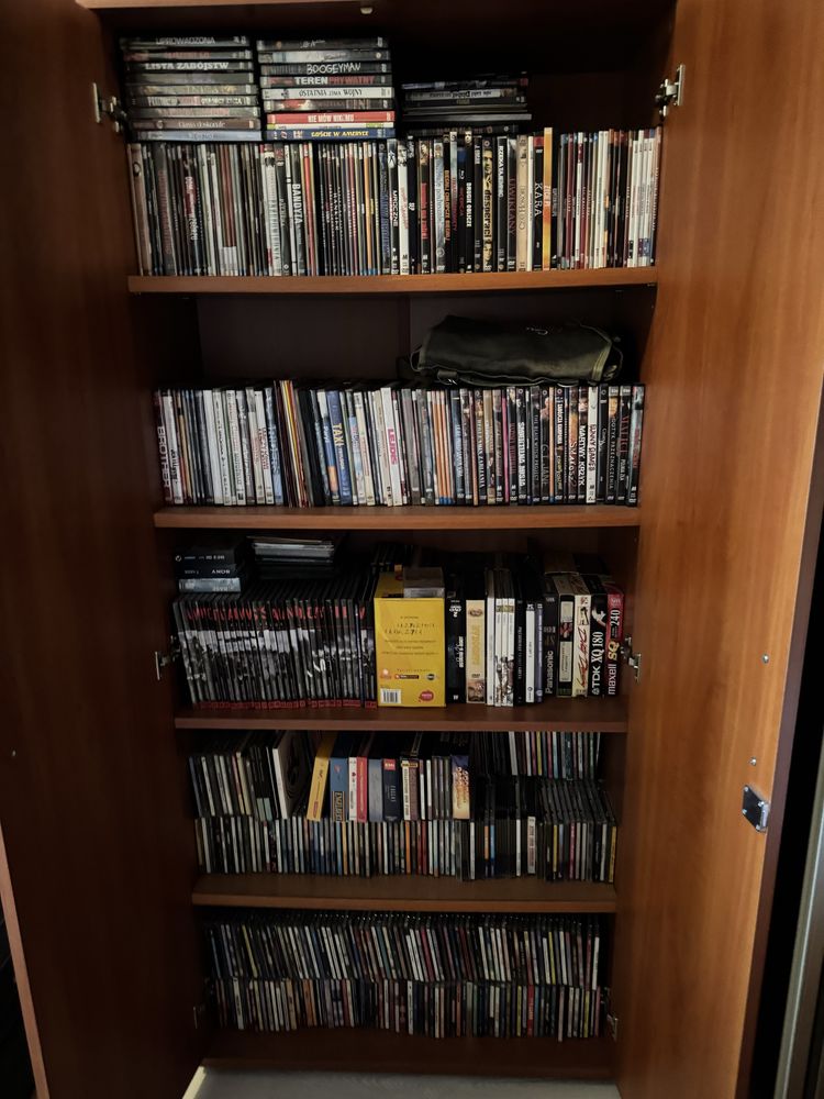 Kolekcja setek płyt cd dvd kaset