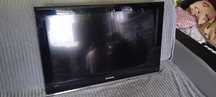 Sprzedam telewizor Samsung 32 cale plus uchwyt sprawny 100 procent