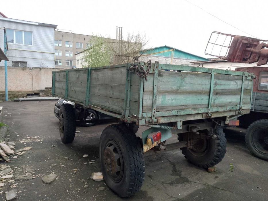 Продам тракторний причіп 2ПТС-3. ПБ-5,5 в гарному стані!