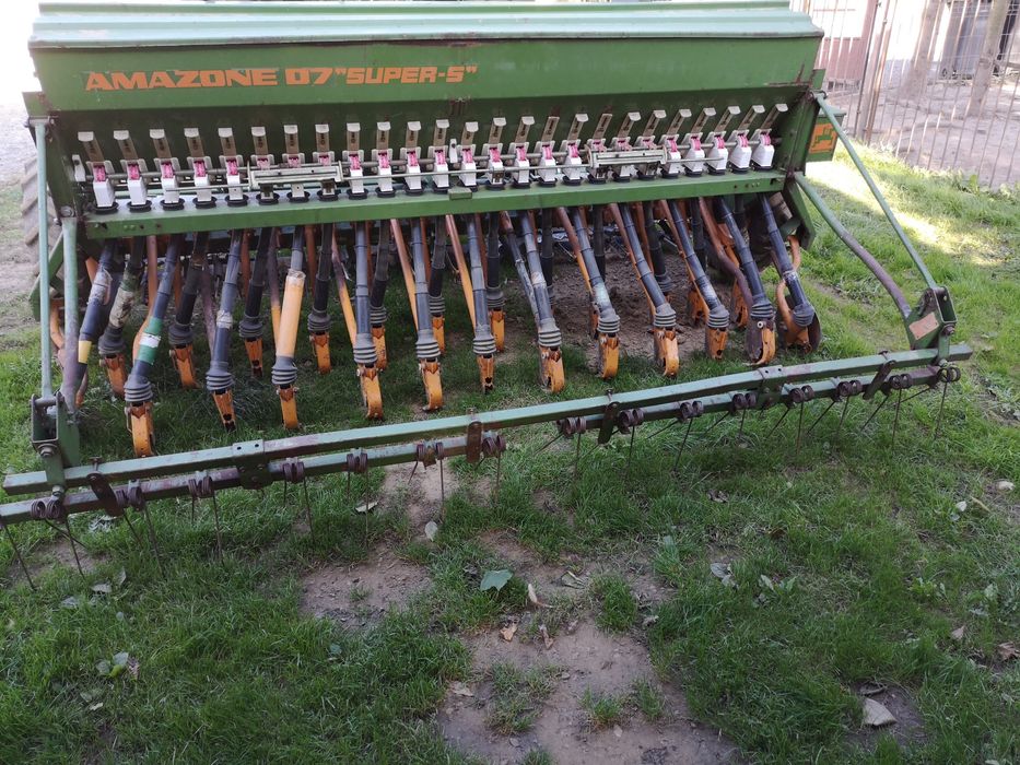 Siewnik do zboża Amazone D7 Super S