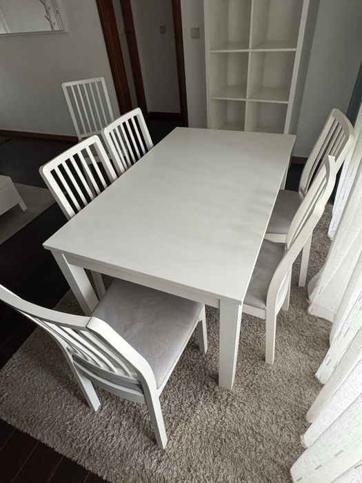 Mesa de jantar extensível