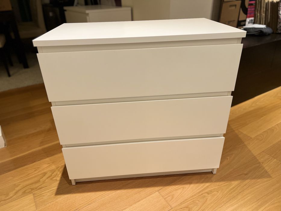 Cómoda MALM IKEA de 3 gavetas
