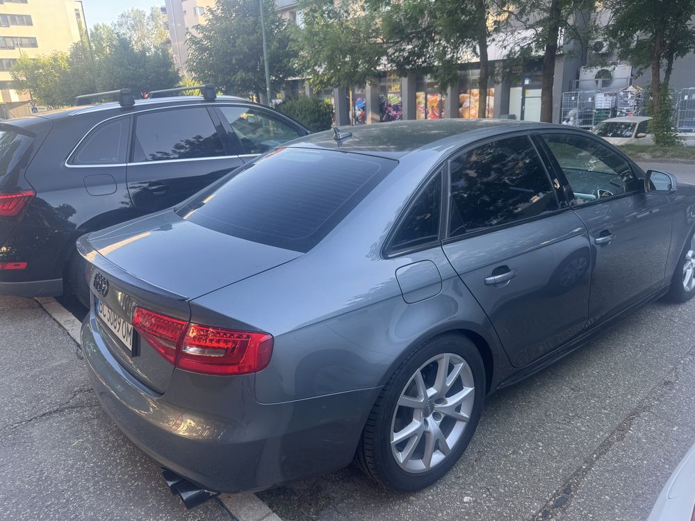 Audi a4 b8 2012.