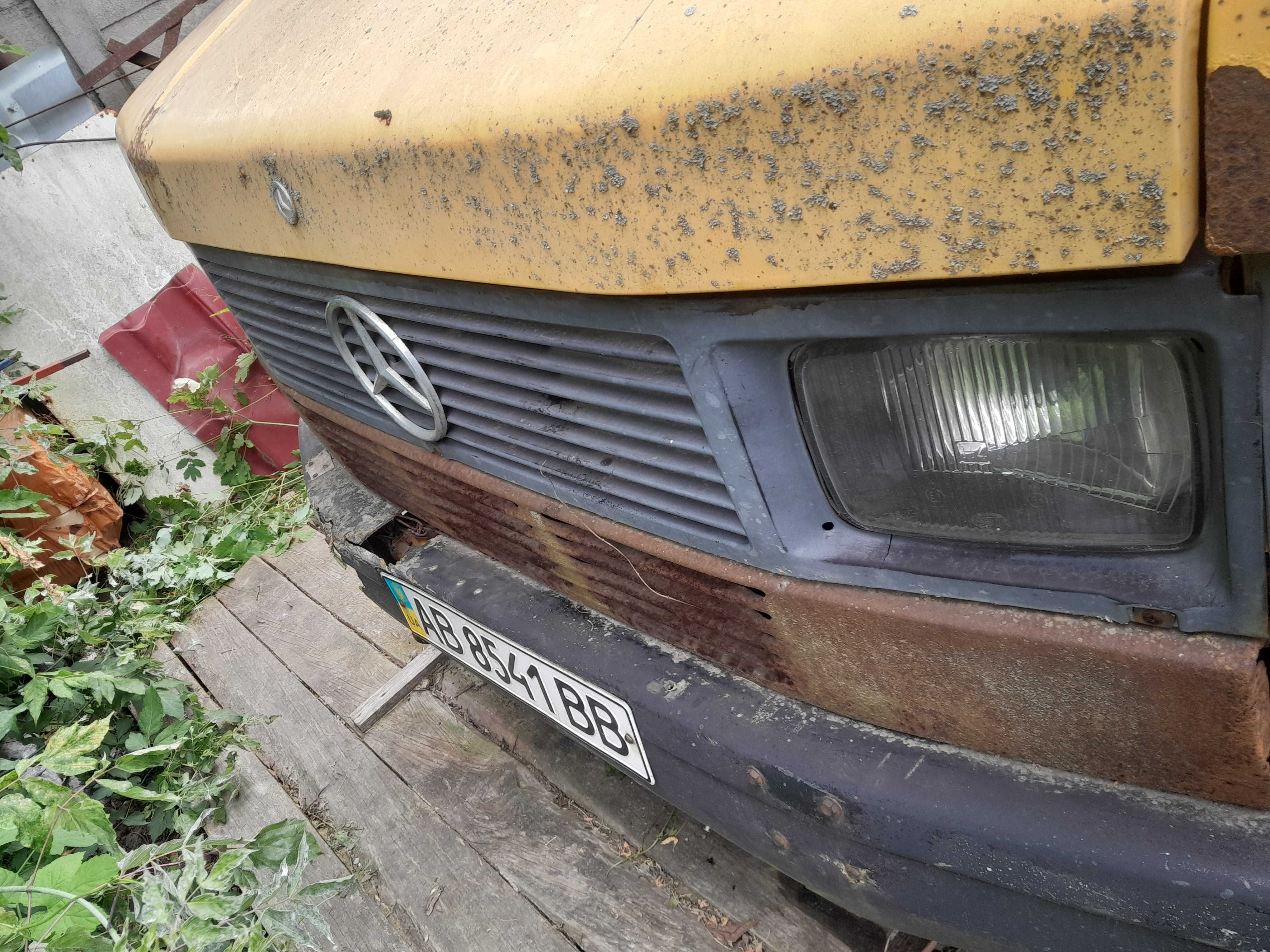 Мерседес 308D, вантажний