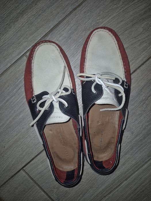 42 Tommy Hilfiger шкіряні мокасіни чоловічі топсайдери