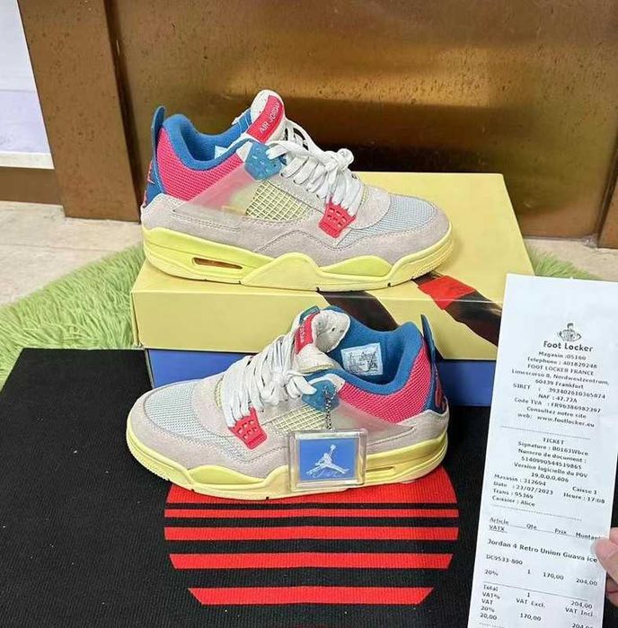 "Buty sportowe " Jordan_4_Retro_Union_Guava_Ice Rozmiar.40