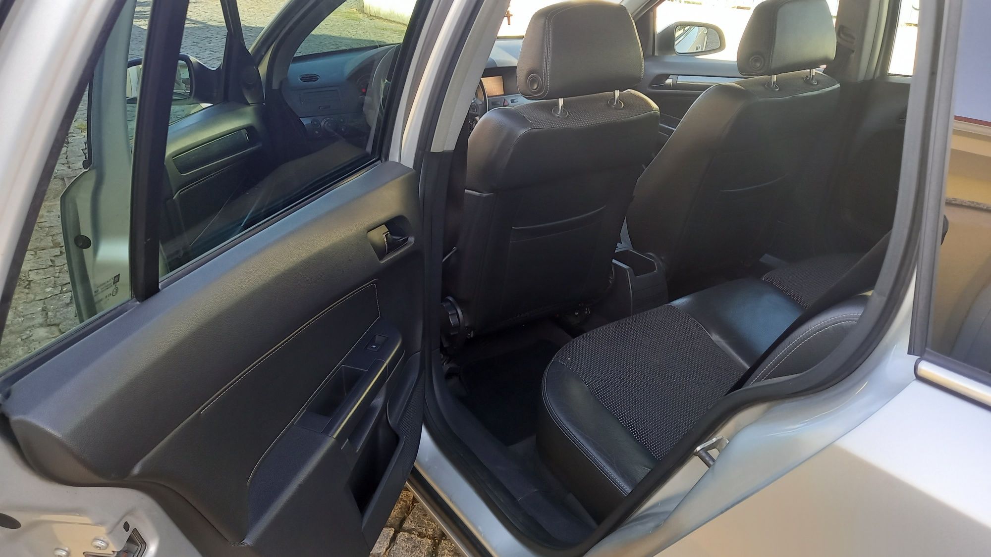 Opel Astra 1.7 CDTI