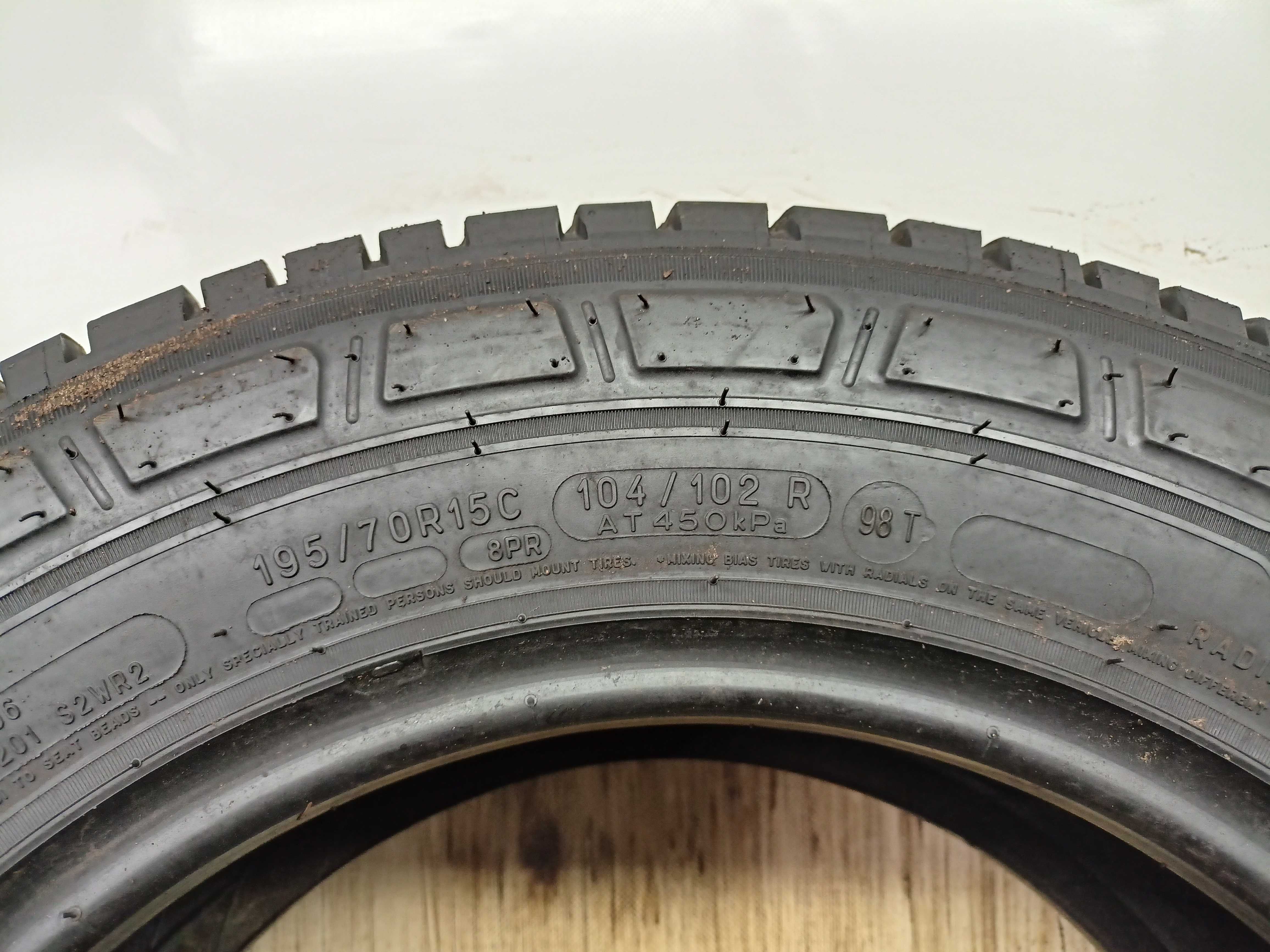 Michelin Agilis 3 195/70/15C 2021rok 104/102R 8,4mm (2281)