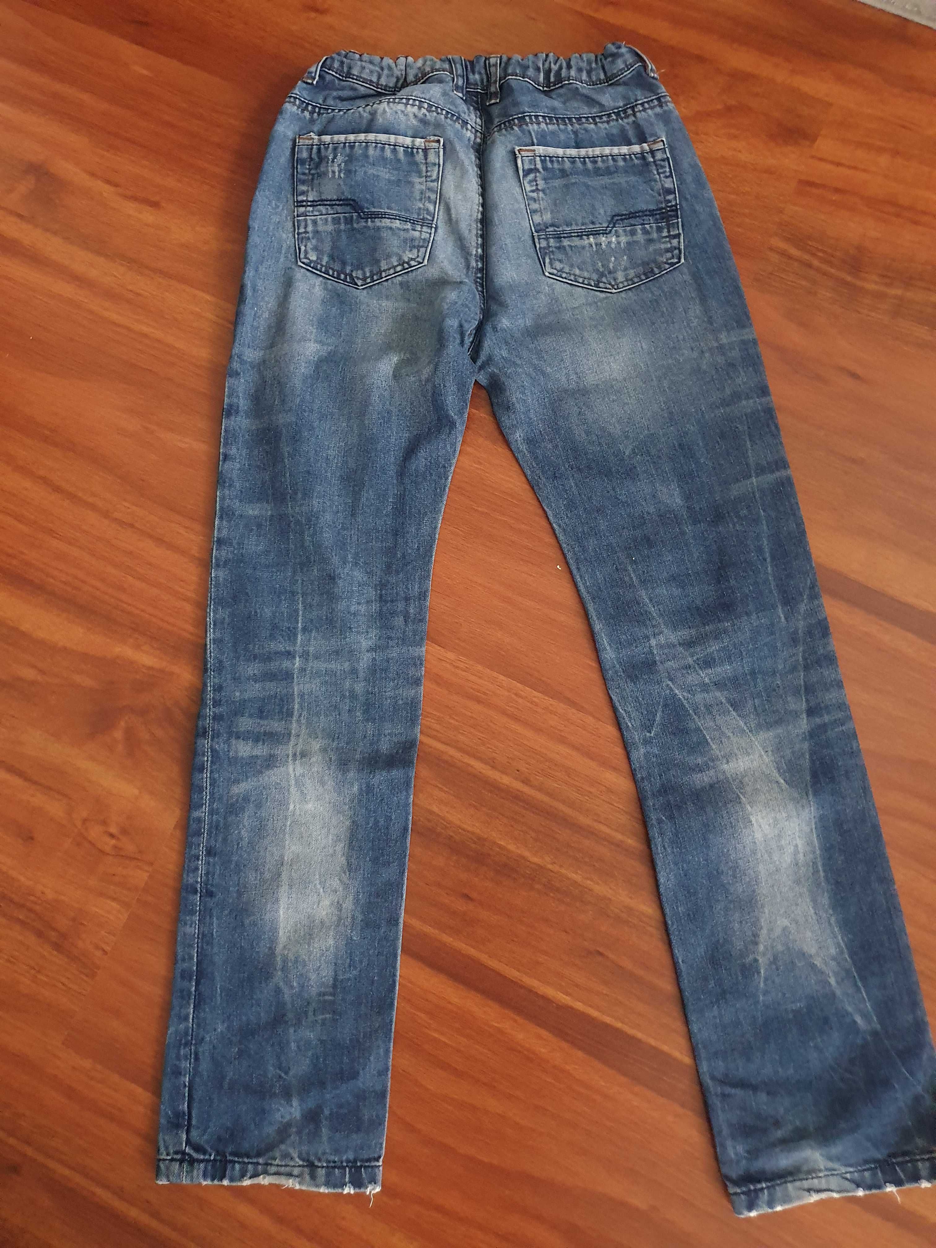Spodnie jeans 158