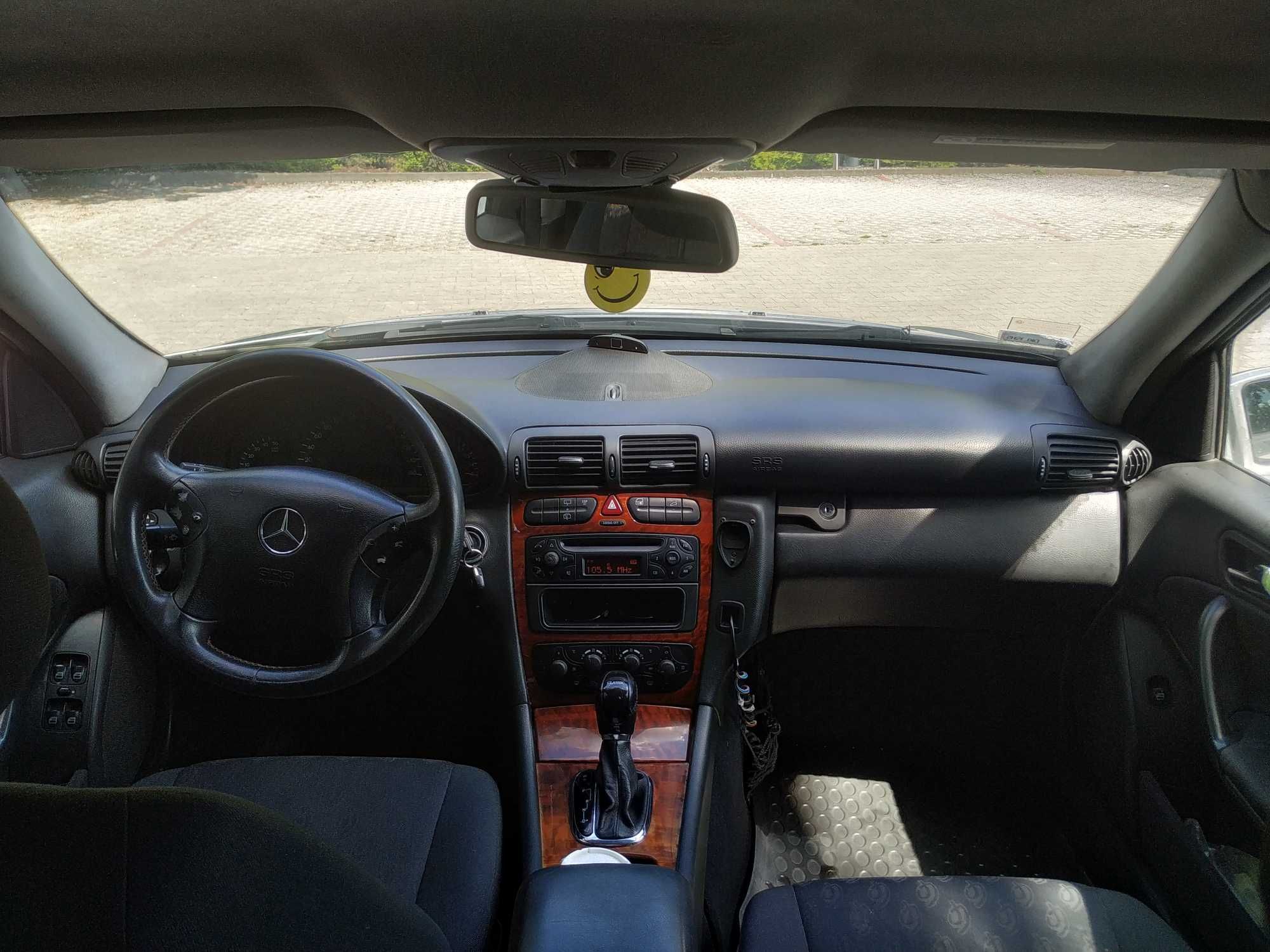 Mercedes -Benz C270 W203 CDI 2.7 automat