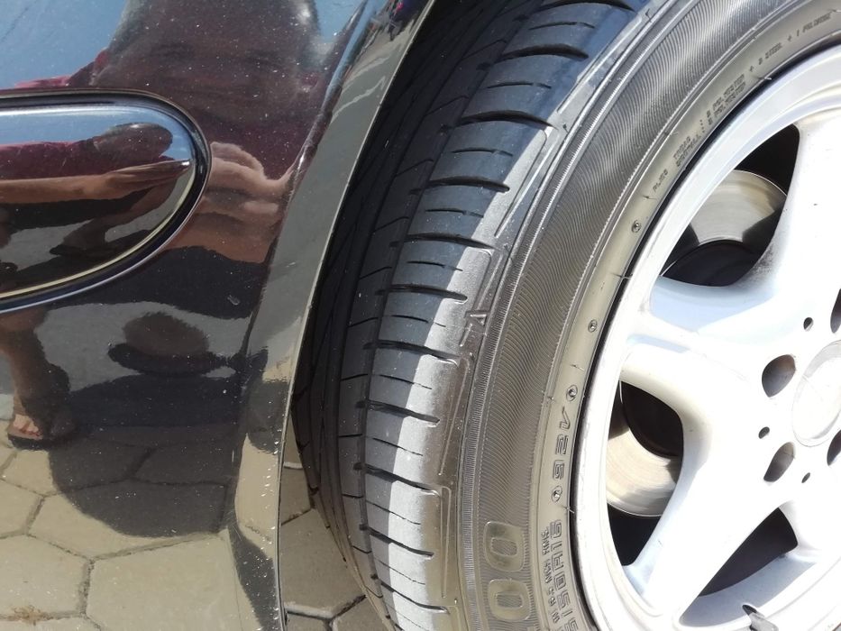 Mercedes C220 CDI (150cv) Dezembro 2004