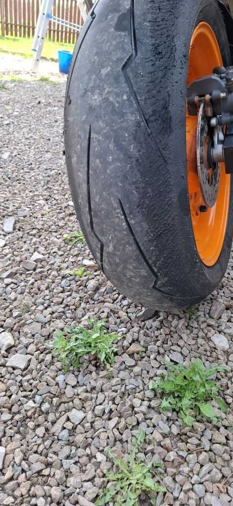 Sprzedam Hondę CBR 1000rr 2006 r