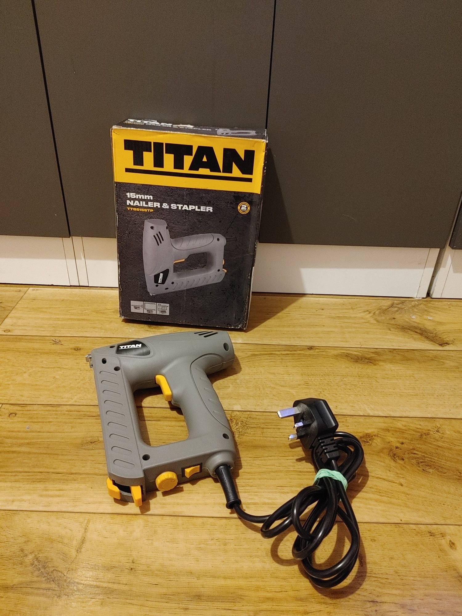 TITAN ttb515 Gwozdziarka Zszywacz Idealny stan SPRAWDŹ 3