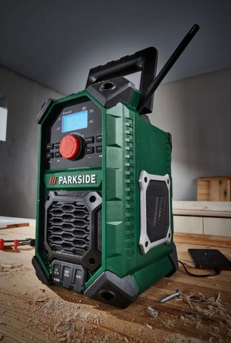 Radio portátil Parkside 12v * 20v * 220v