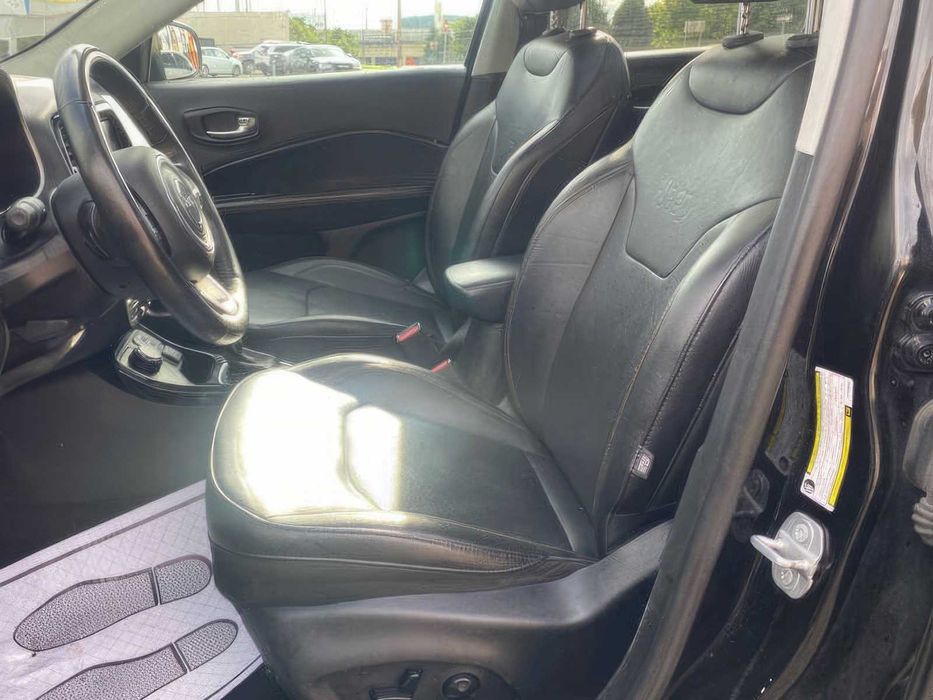 Jeep Compass Limited      2019