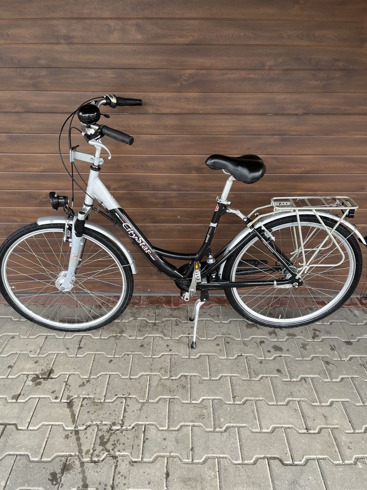 Męski rower Cruiser 28” 8 biegów  światła led prądnica w piaście