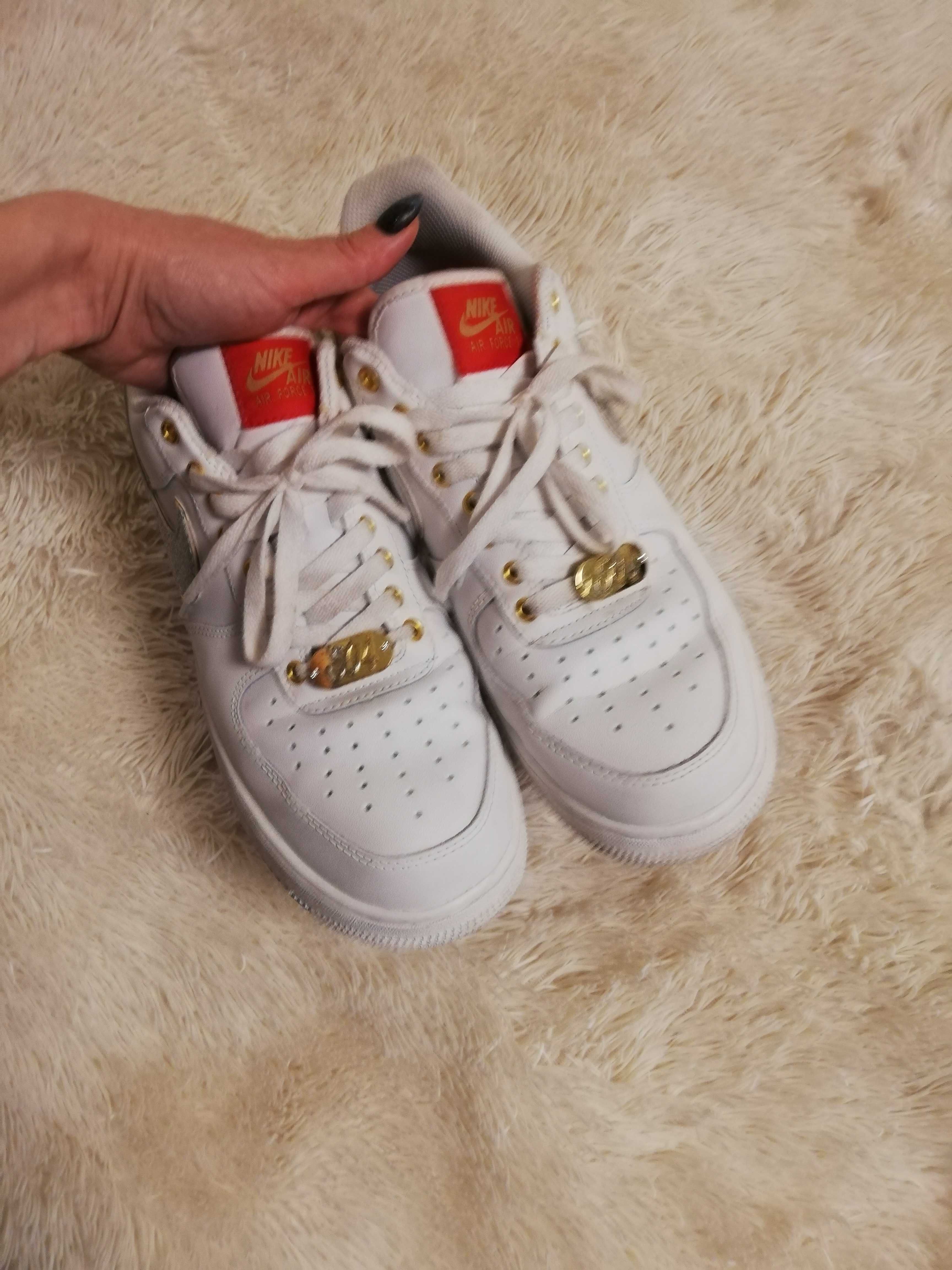 nike air force 1 nola 44 białe