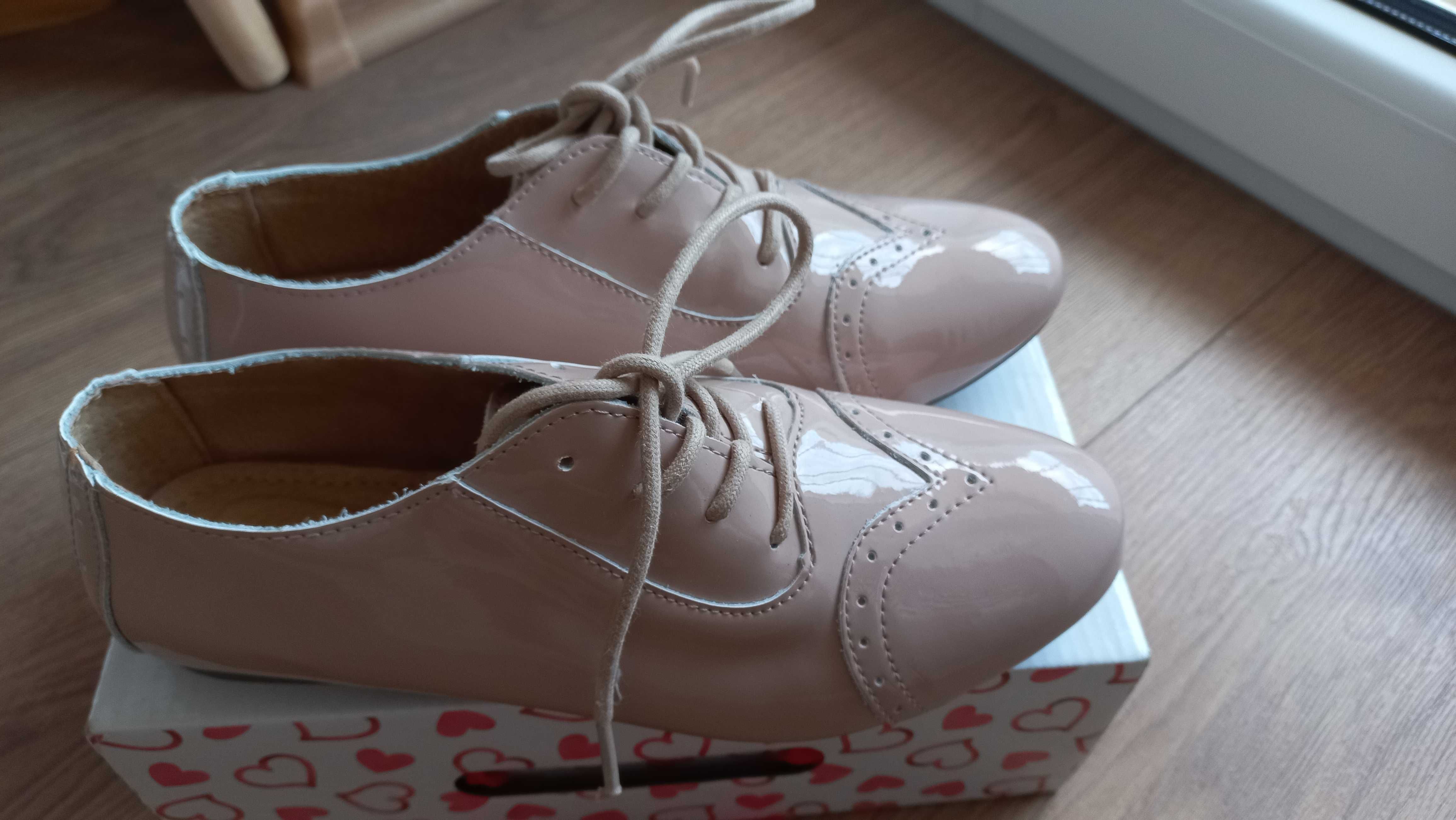 Buty damskie Półbuty Loft 37 skóra naturalna lakierowana r.39 nowe