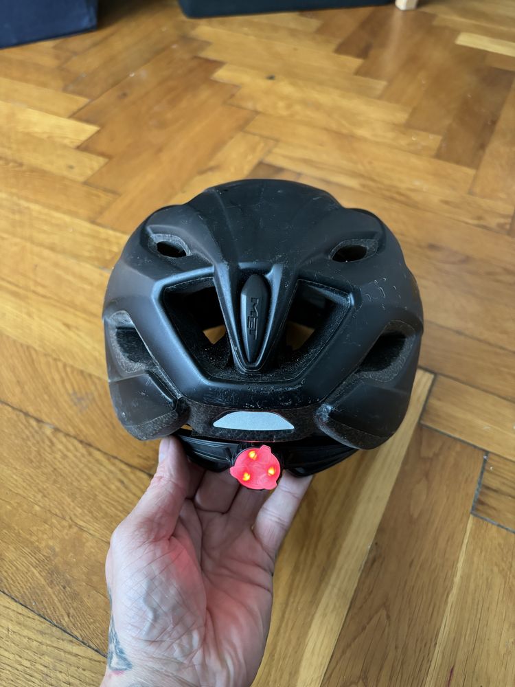 Kask ssosowy Met m108