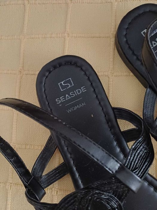 Sandálias Seaside Mulher - Pretas, Tamanho 39, Usadas em Bom Estado