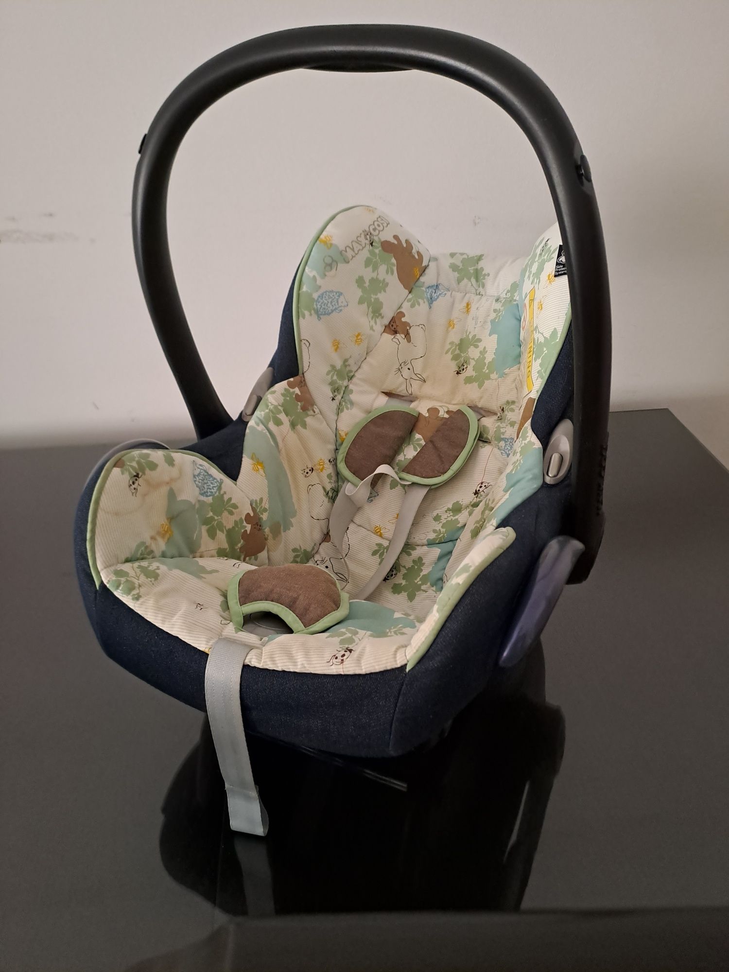 Conjunto carrinho quinny moodd e ovo maxi cosi