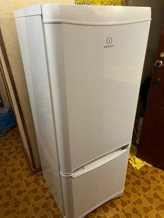 Холодильник Indesit B15.025