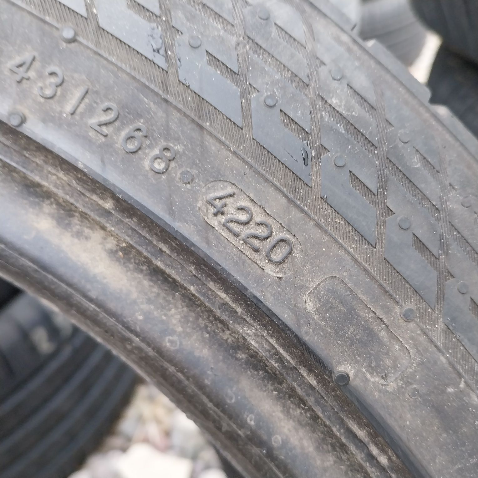 Opona Zimowa Nokian 275/40R19 105V