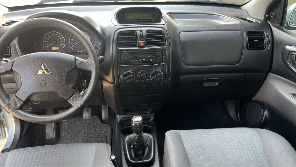 Mitsubishi Space Star 2004 impecael trato financiamento
