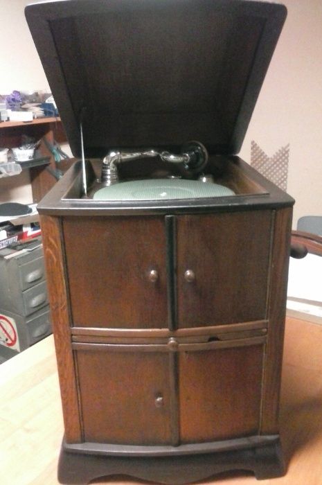 stary patefon Paillard/ szafkowy /