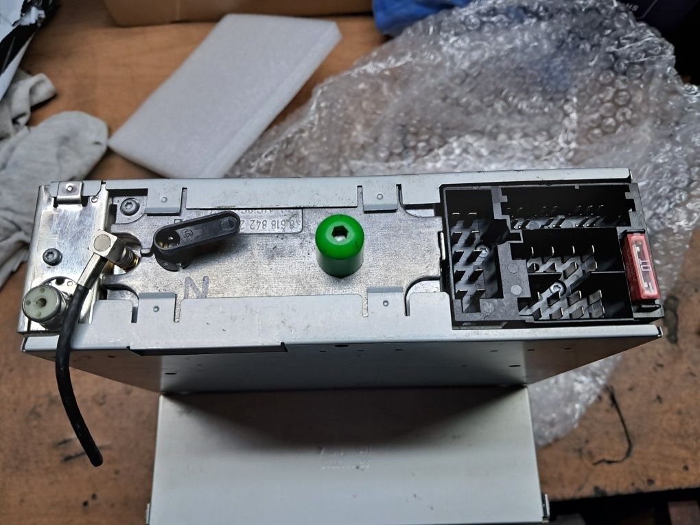 Radio samochodowe VW T5 z kodem