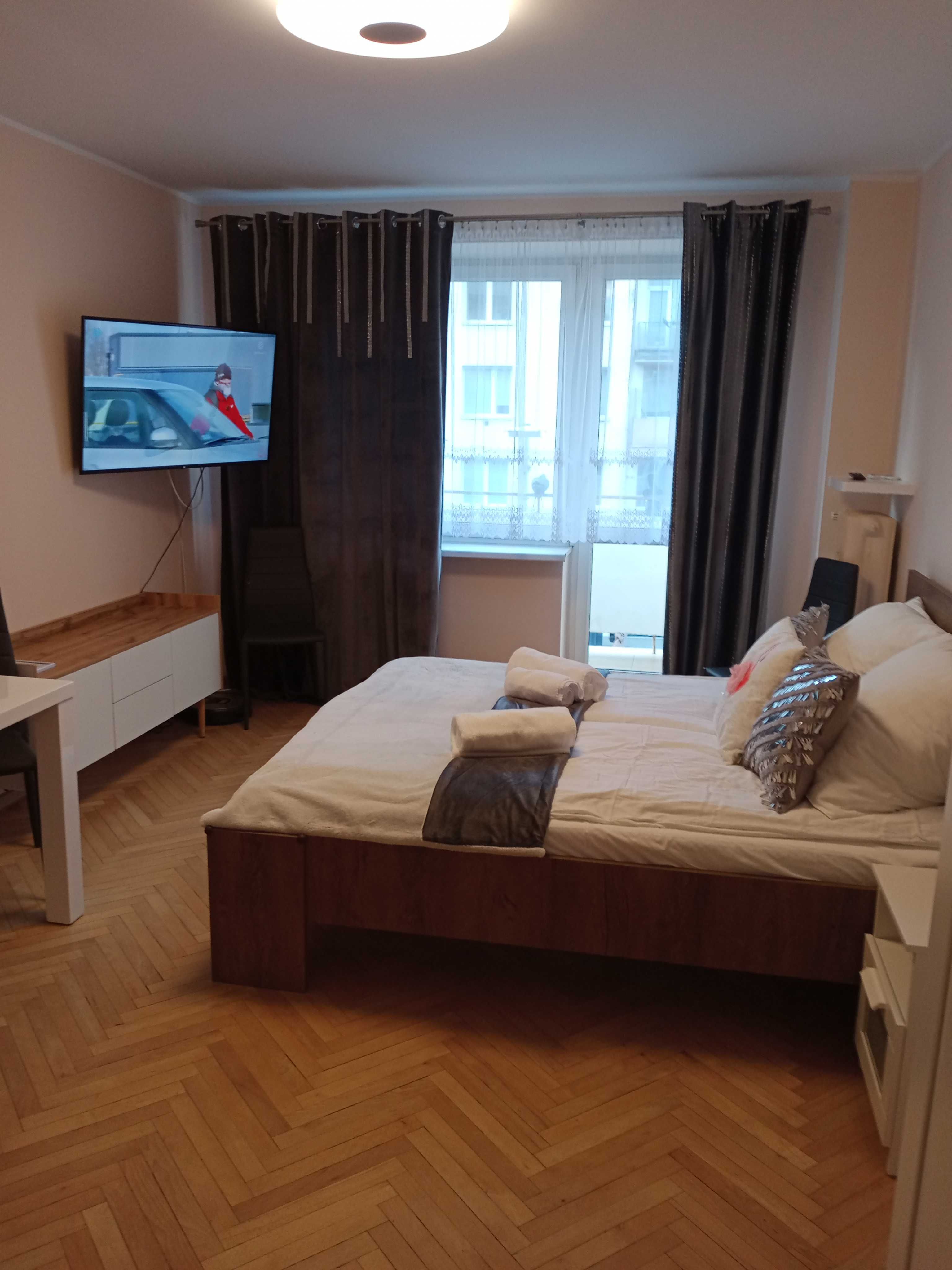 Nocleg, Wynajem - Apartament, Mieszkanie w Gdyni, 125 zł/os/doba