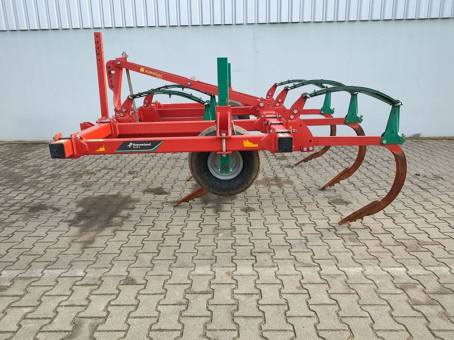 Kverneland CLG II 5  Głębosz Kverneland CLG II 5-zębów, rok 2022