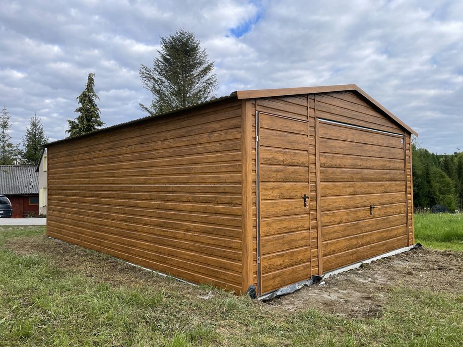 Garaż blaszany 4.5x6, profil zamknięty, zloty dąb, PRODUCENT