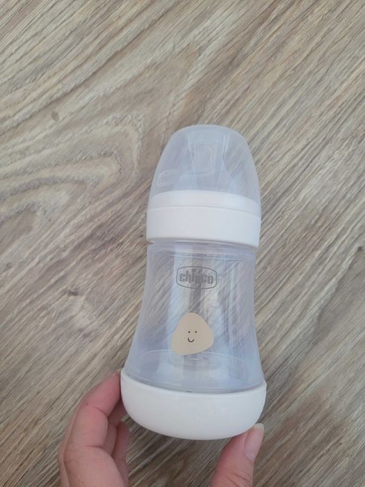 Nowa butelka antykolkowa do karmienia marki Chicco
