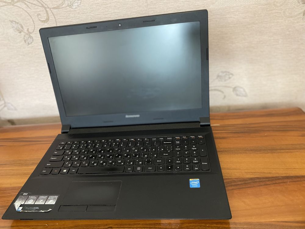 Рабочий ноутбук lenovo b50-30