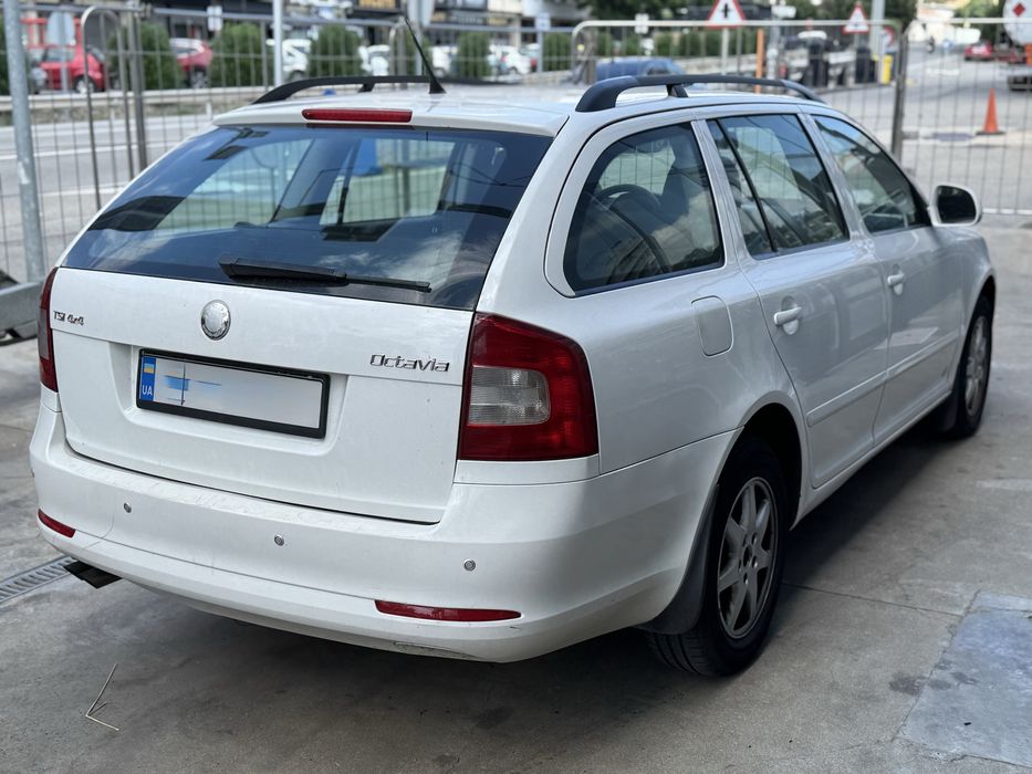 Skoda Octavia Combi 4x4 полный привод